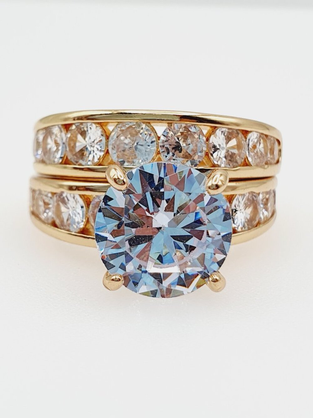 NEW 18K GOLD PLATED ROUND CUT 4A CZ SIDE STONE 2 PCS COUPLE RING, WAAL1306 - Picture 6 of 7